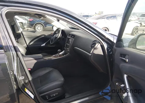 2011 Lexus Is 350 from USA, damaged, VIN JTHCE5C22B5001650